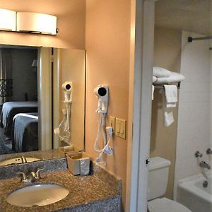 Double Room Two Double Beds Smoking